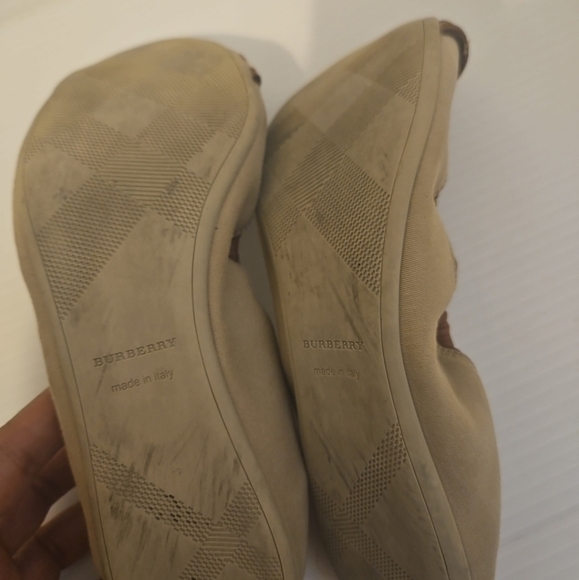 BURBERRY Thompson Canvas & Leather Ballet Flats Beige Brown Gold Buckle  40/9 US - Picture 15 of 16